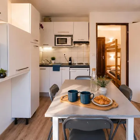 아파트 Le Sapi 1e Balcon Panoramique Aiguilles Rouges Avec Parking Gratuit 샤모니